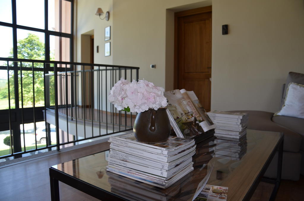 Cascina Castagneto Hotel Castell'Alfero Exterior photo